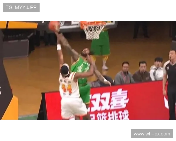 男篮半场遭日碾压众将打铁低迷